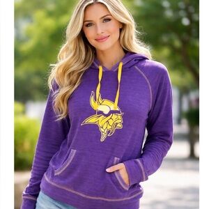 NFL Team Apparel Womens MN Vikings Purple Hoodie Size Medium